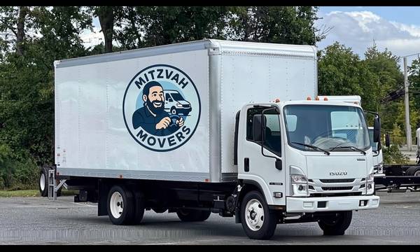 Moving/Garbage removal. Lowest Price Guaranteed - labor / hauling / moving